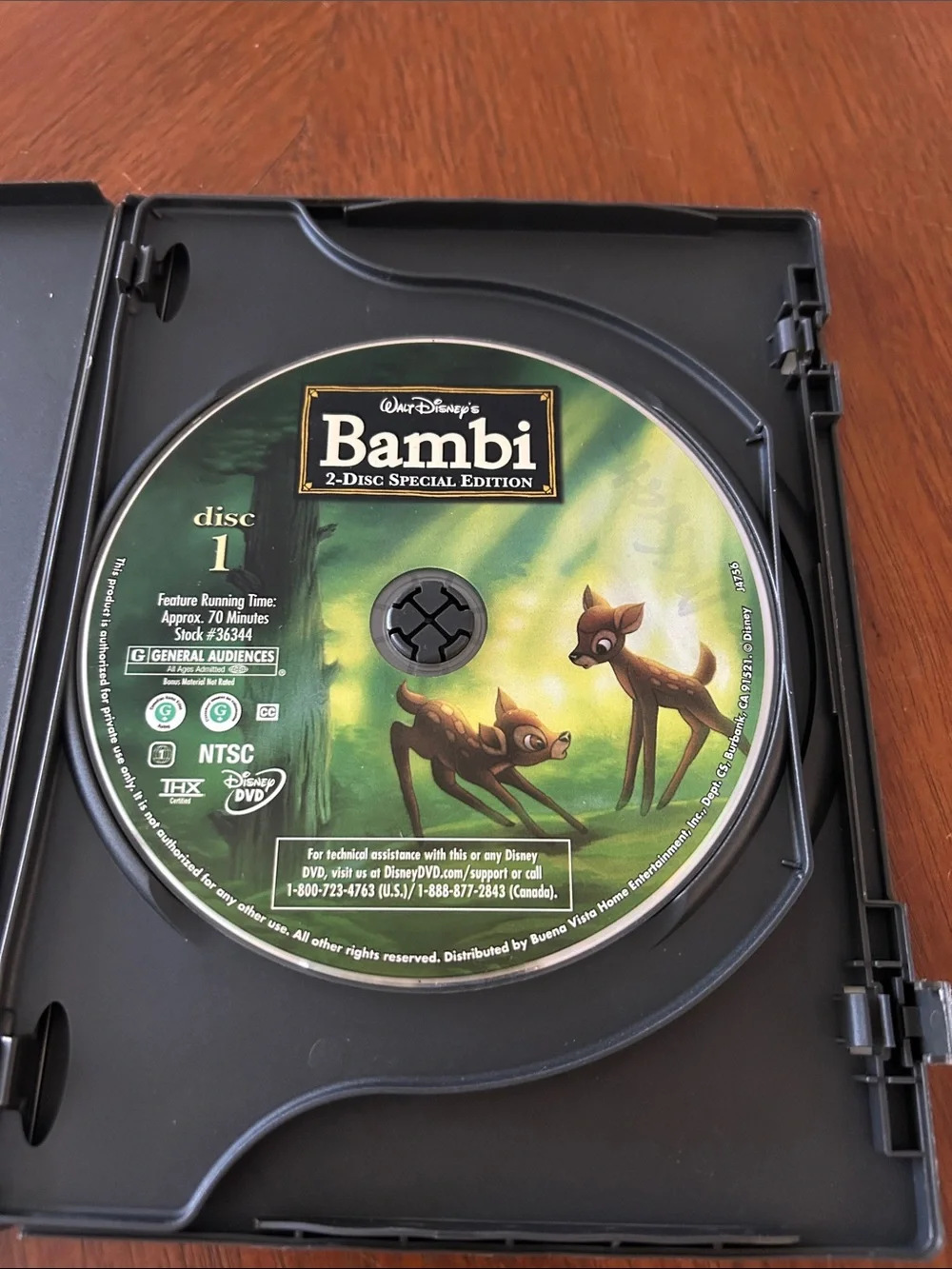 Disney Classic DVD Bundle — Sleeping Beauty, Snow White, Pinocchio, Bambi